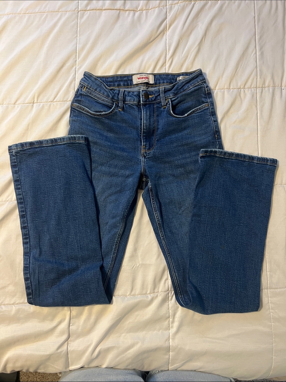 Wrangler Women's Dark Blue Straight-Leg Jeans